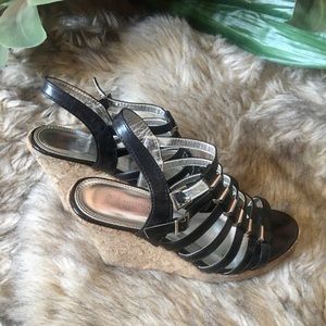 LA Donna Moda Wedge Sandal EUC Sz 8